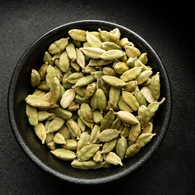 Cardamom Oleoresin aromatic flavor extract