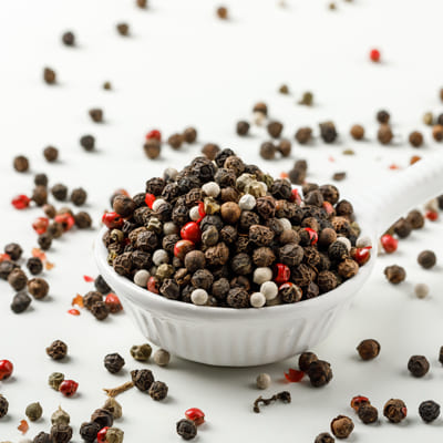 Black Pepper Oleoresin standardized piperine extract